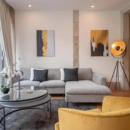 So Shiny Apartment Porto